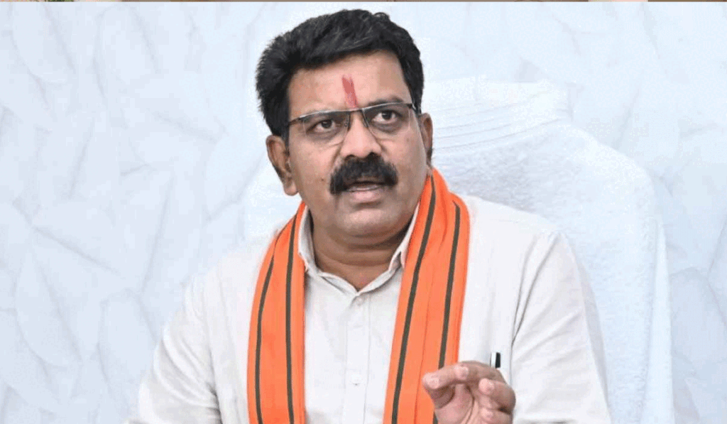 गृहमंत्री विजय शर्मा