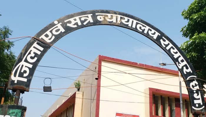 कोर्ट के आदेश के बाद कोतवाली पुलिस