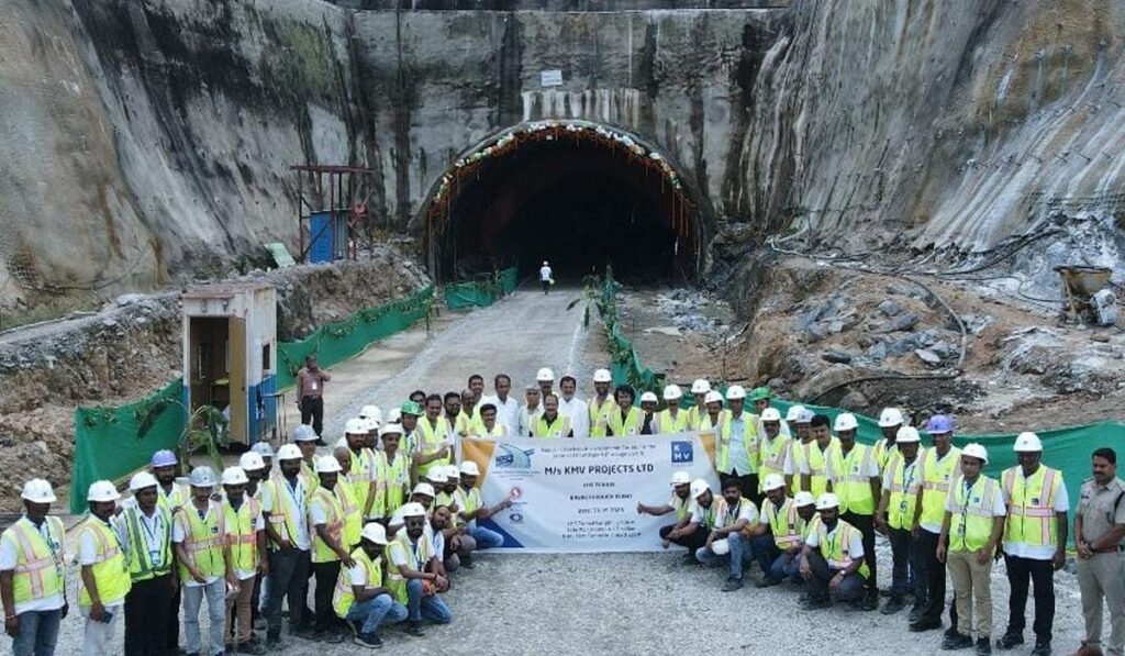 छत्तीसगढ़ को मिली पहली नेशनल हाईवे टनल, सिर्फ 12 महीनों में बना निर्माण रिकॉर्ड राष्ट्रीय राजमार्ग सुरंग