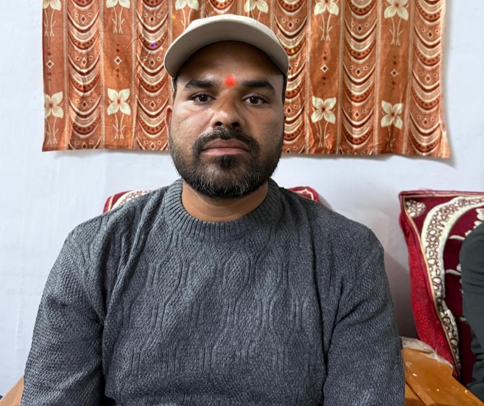 रिश्वतखोर अफसर रंगे हाथों गिरफ्तार, 2.27 लाख नकद व सोना-चांदी बरामद