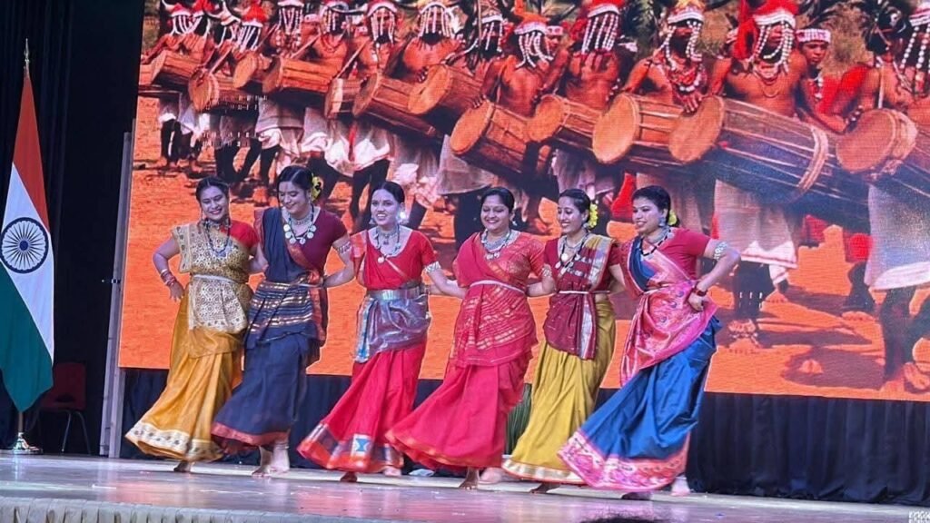 अमेरिका में छत्तीसगढ़ राज्य स्थापना दिवस समारोह में NACHA ने बिखेरा रंग, मुख्यमंत्री विष्णुदेव साय ने प्रवासी छत्तीसगढ़वासियों की सराहना की अमेरिका में छत्तीसगढ़ राज्य स्थापना दिवस समारोह में NACHA ने बिखेरा रंग, मुख्यमंत्री विष्णुदेव साय ने प्रवासी छत्तीसगढ़वासियों की सराहना की