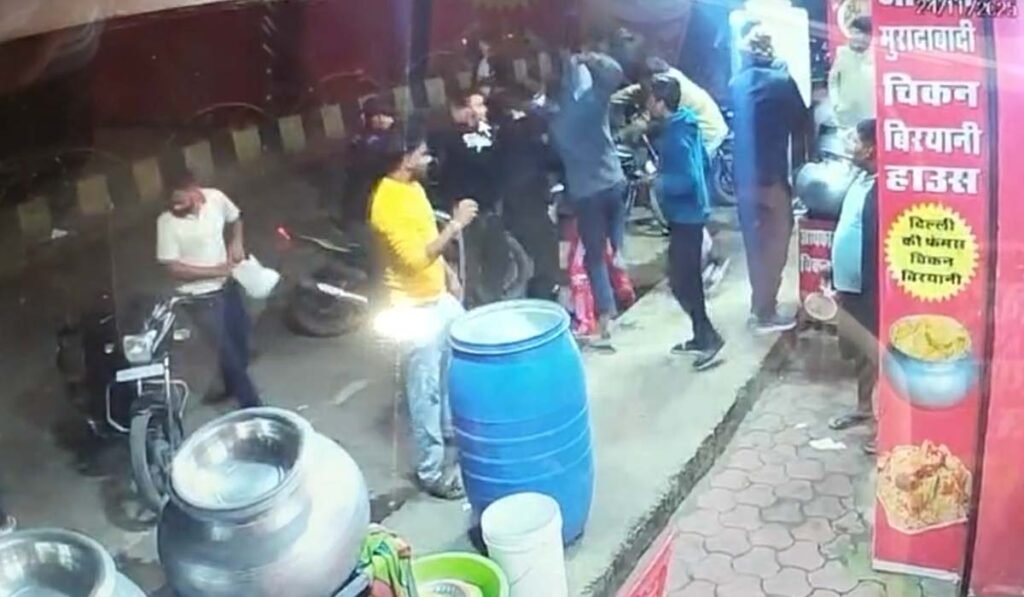 युवक पर जानलेवा हमला