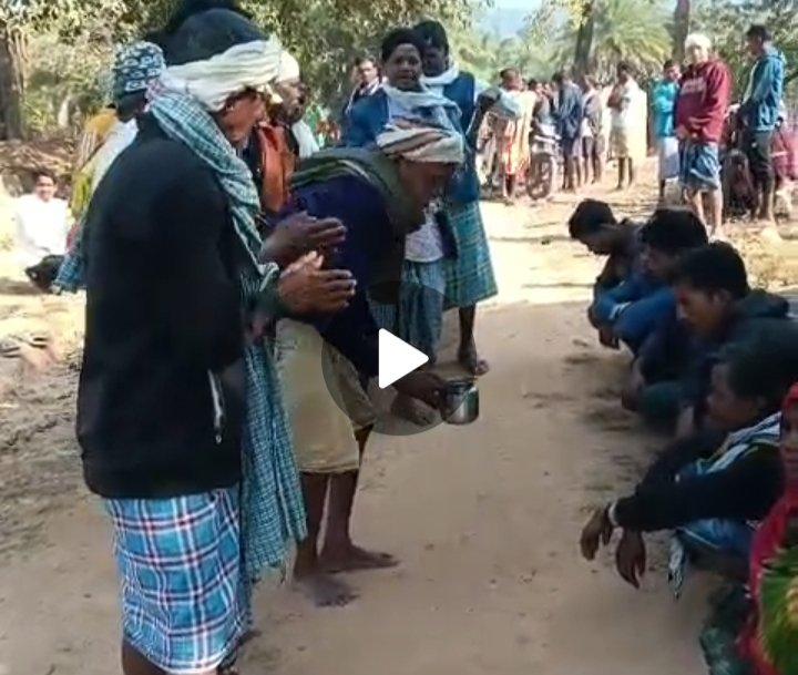 आदिवासी समाज में सांस्कृतिक पुनरुत्थान, 19 ग्रामीणों ने मूल धर्म में घर वापसी की