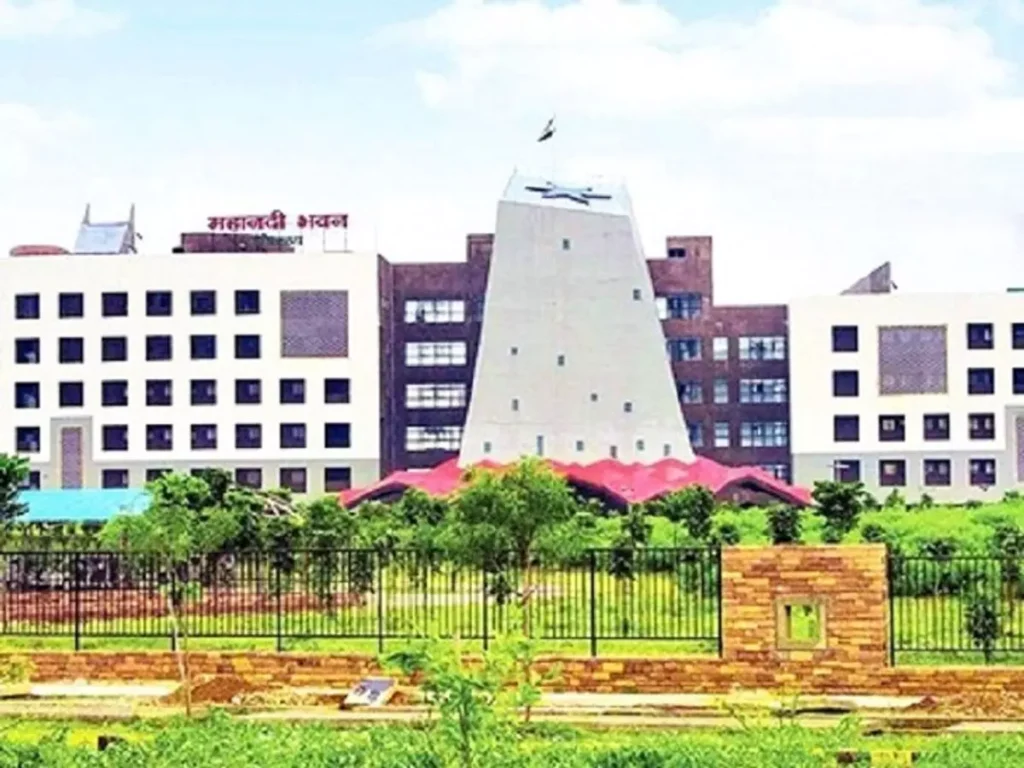 जल जीवन मिशन में कसावट…PHE विभाग में 34 अधिकारियों के तबादले, एक निलंबित