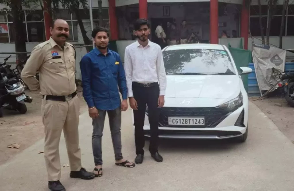 बिलासपुर गांधी चौक पर जानलेवा स्टंटबाजी, चार युवक पुलिस की गिरफ्त में