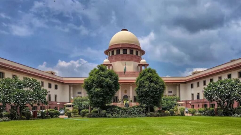 SC on UGC New Rules: सुप्रीम कोर्ट ने यूजीसी के नए नियमों पर लगाई रोक SC on UGC New Rules: सुप्रीम कोर्ट ने यूजीसी के नए नियमों पर लगाई रोक