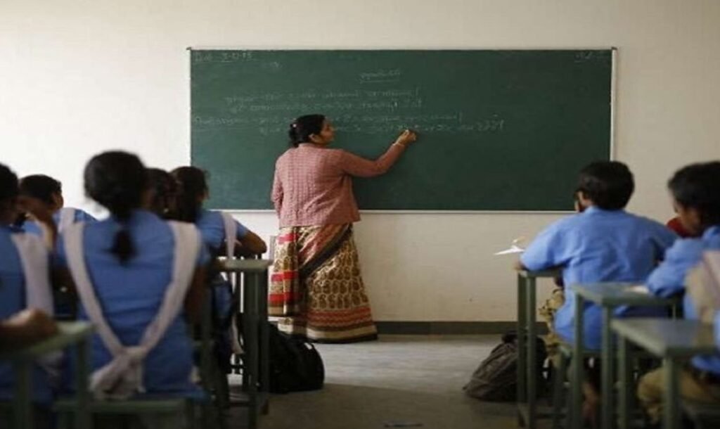 रामपुर में बड़ा खुलासा: पाकिस्तानी नागरिकता वाली महिला सरकारी नौकरी करते पकड़ी गई