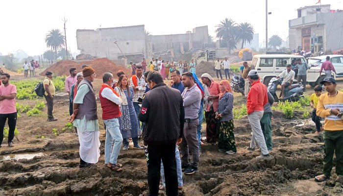 रायपुर नगर निगम ने अवैध निर्माण पर कड़ा एक्शन, जेसीबी से तोड़ी दुकानों और मकानों की दीवारें
