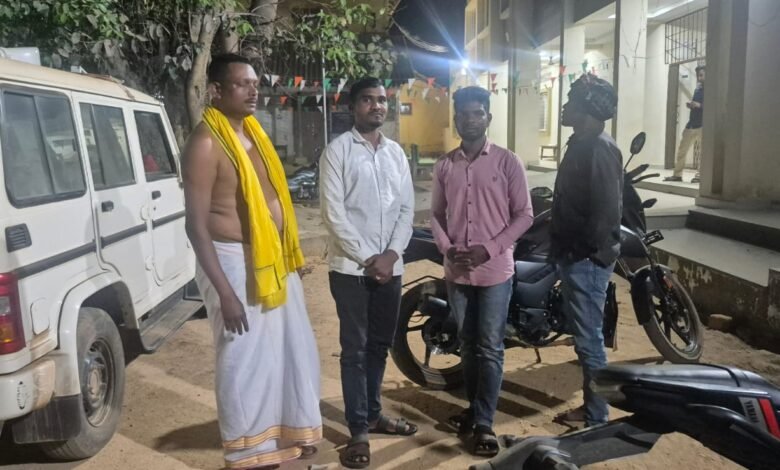 “भ्रष्टाचार से डरी सरकार, लोकतंत्र पर प्रहार — प्रदर्शन से पहले आप नेताओं की गिरफ्तारी!”