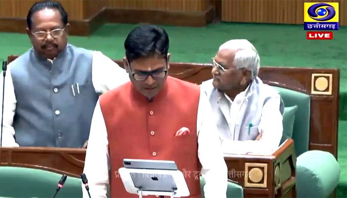 CG Budget 2026-27: ‘संकल्प’ बजट का बड़ा ऐलान- यहां देखें वित्त मंत्री का LIVE संबोधन वित्त मंत्री ओपी चौधरी