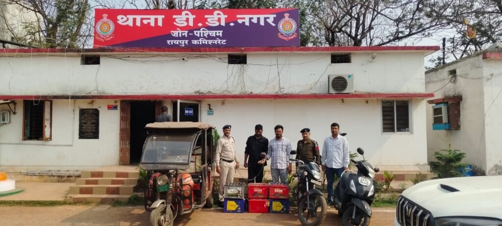  बलौदाबाजार साइबर सेल ने बरामद किए 421 गुम मोबाइल, उपभोक्ताओं को लौटाए