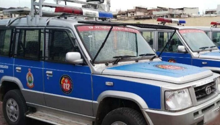 चलती पुलिस वैन से कूदे तीन नाबालिग, रायपुर में कस्टडी से फरार