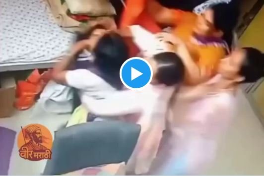 Rescue Center से 13 बांग्लादेशी लड़कियां फरार…केयरटेकर को बंधक बनाकर किया घायल…! 2 पकड़ी गईं…11 की तलाश तेज…यहां देखें CCTV में कैद वारदात 13 Bangladeshi Girls Escape from Rescue Center... Held Caretaker Hostage and Injured Them! 2 Apprehended... Search Intensified for the Remaining 11... Watch the Incident Captured on CCTV Here.