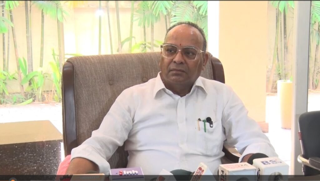 BJP Rally: A Political Battle Over the 'Nari Shakti Vandan Adhiniyam'! Ajay Chandrakar Levels Direct Allegations Against Congress and TMC... Takes a Jibe at Naxalism... Watch the VIDEO Here.