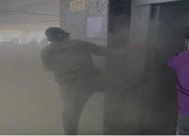 Fire Incident : रायपुर में दो जगह आग…! अपार्टमेंट की लिफ्ट से उठा धुआं…गोदाम भी धधका…बाल-बाल बचे लोग Fire Incident: Fires Break Out at Two Locations in Raipur! Smoke Billows from Apartment Elevator; Warehouse Also Engulfed in Flames—People Have a Narrow Escape.