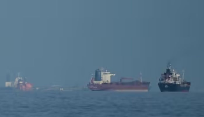 होर्मुज फिर बंद! ईरान ने लेबनान पर इजरायली हमले के बाद किया ऐलान होर्मुज