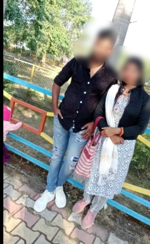 Husband Allegations : पति की गुहार..! पत्नी पर गंभीर आरोप…पुलिस से मदद न मिलने का दावा…वीडियो जारी कर मांगी मदद Husband's Allegations: A Husband's Plea! Serious Accusations Against Wife... Claims of No Assistance from Police... Releases Video Seeking Help.