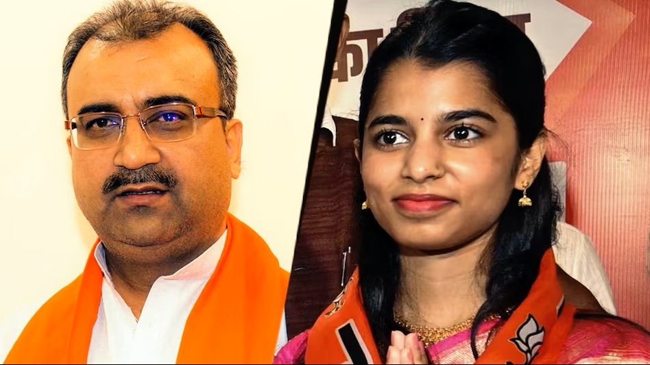 CM Samrat Cabinet : MLA मैथिली ठाकुर के सवालों के बाद बढ़ी मुश्किलें…! पूर्व स्वास्थ्य मंत्री को सम्राट के मंत्रिमंडल से हटाया CM Samrat Cabinet: Difficulties Mount Following Questions from MLA Maithili Thakur...! Former Health Minister Removed from Samrat's Cabinet.