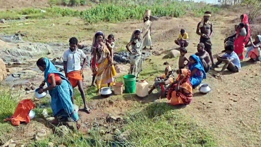 कोरवापारा में पेयजल संकट