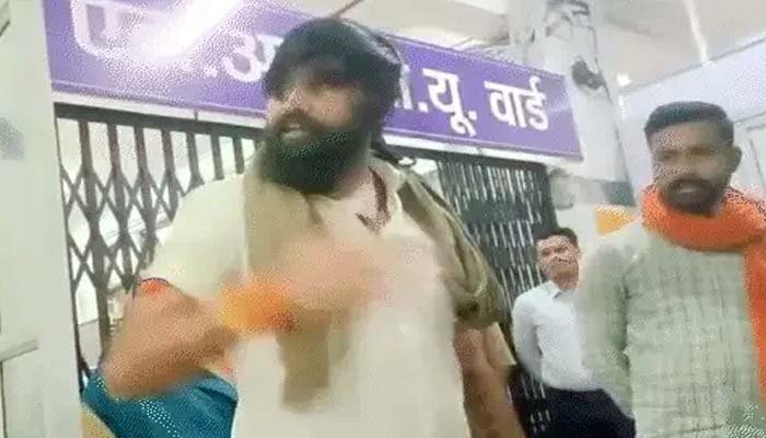 सिम्स अस्पताल में हिंदूवादी नेता और गार्ड के बीच विवाद, वीडियो वायरल सिम्स अस्पताल