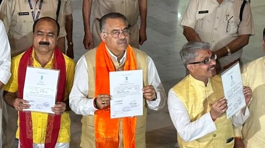Rajya Sabha Election : सुप्रीम कोर्ट से कांग्रेस को झटका…! मध्य प्रदेश की तीनों सीटों पर BJP की निर्विरोध जीत…मीनाक्षी नटराजन का नामांकन खारिज Rajya Sabha Election: Setback for Congress from the Supreme Court...! BJP wins all three Madhya Pradesh seats unopposed... Meenakshi Natarajan's nomination rejected.