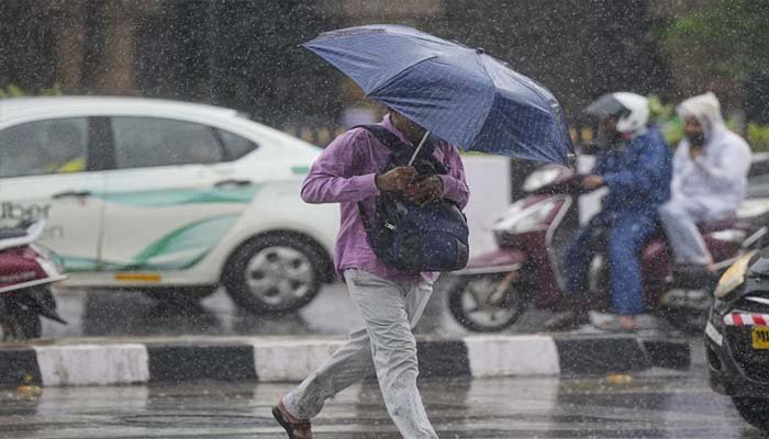 CG Weather Update : रायपुर पहुंचा मानसून, कई जिलों में तेज बारिश और आंधी की चेतावनी