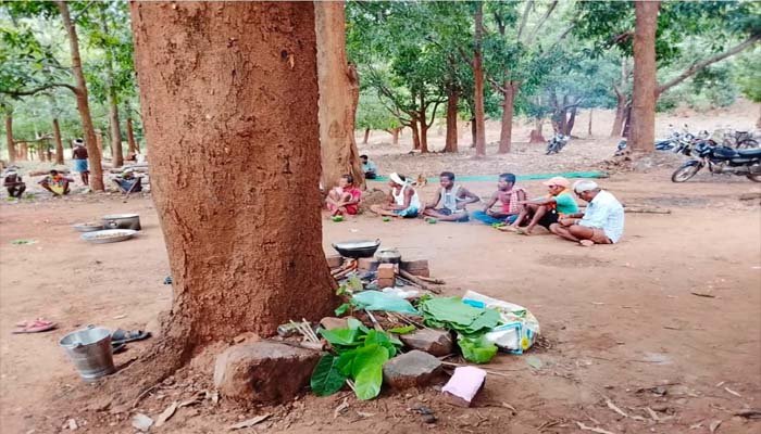  ग्रामसभा के फैसले के समर्थन में एकजुट हुए ग्रामीण