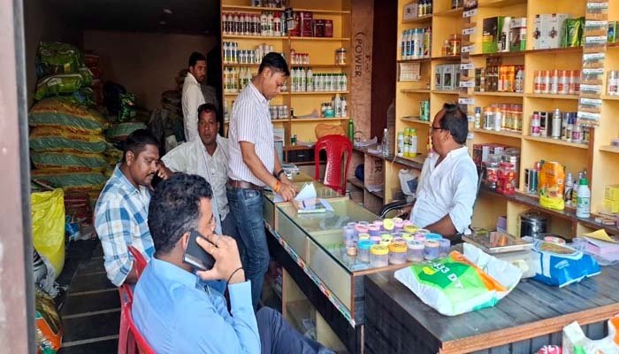 खाद की कालाबाजारी पर बड़ा प्रहार