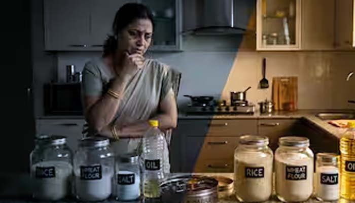रसोई में खाली न होने दें ये 5 चीजें, वरना बढ़ सकती है आर्थिक परेशानी घर की रसोई