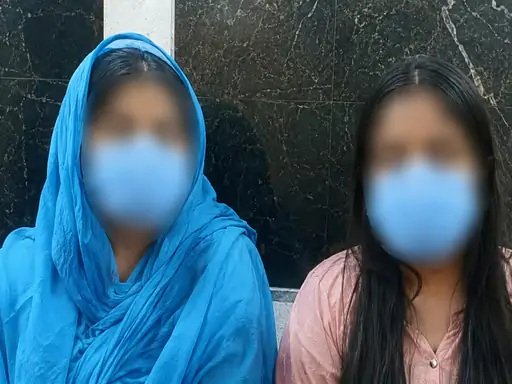 Uzbekistan Women Deportation : रायपुर के होटल से हिरासत में ली गईं 2 विदेशी महिलाएं होंगी डिपोर्ट…! हाईकोर्ट ने दी मंजूरी Deportation of Uzbek Women: Two foreign women detained at a Raipur hotel to be deported... High Court grants approval.