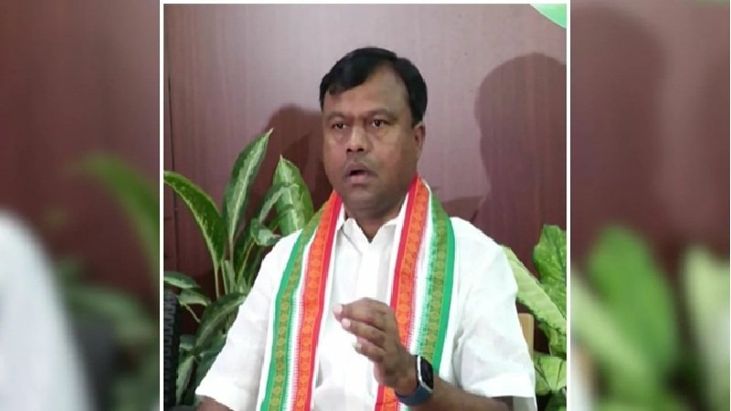 PCC Chief Deepak Baij : धर्मेंद्र प्रधान के इस्तीफे पर PCC चीफ दीपक बैज का बड़ा बयान…! बोले- ‘छात्रों के दबाव में लिया गया फैसला’…यहां सुनें VIDEO PCC Chief Deepak Baij: PCC Chief Deepak Baij makes a major statement regarding Dharmendra Pradhan's resignation...! He said, "The decision was taken under pressure from students"... Watch the video here.