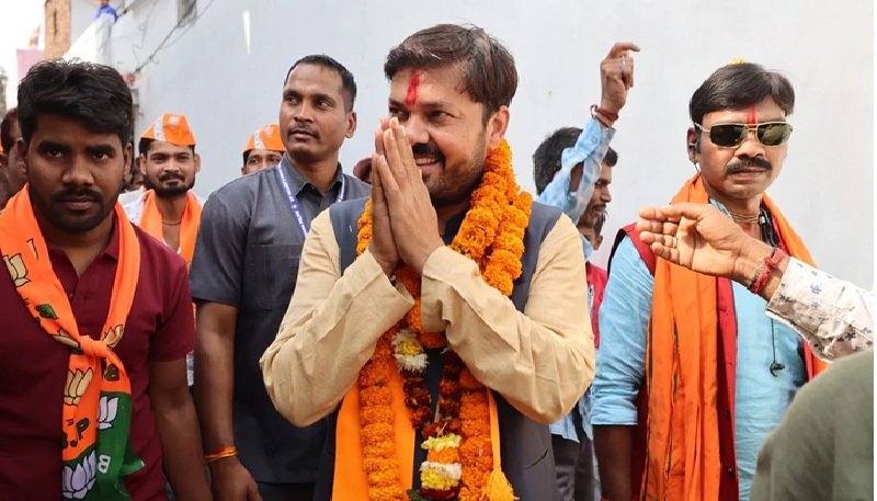 Anuj Sharma Case : अनुज शर्मा को हाईकोर्ट से बड़ी राहत…! फेक वीडियो और अश्लील पोस्ट का मामला…हाई कोर्ट ने सोशल मीडिया प्लेटफॉर्म्स को भेजा नोटिस Anuj Sharma Case: Major relief for Anuj Sharma from the High Court...! Case involving a fake video and an obscene post... High Court issues notices to social media platforms.