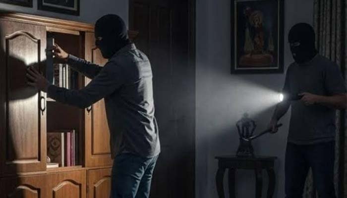 मोवा की पॉश सोसाइटी में दिनदहाड़े 70 लाख की चोरी, 51.50 लाख कैश और जेवरात ले उड़े चोर