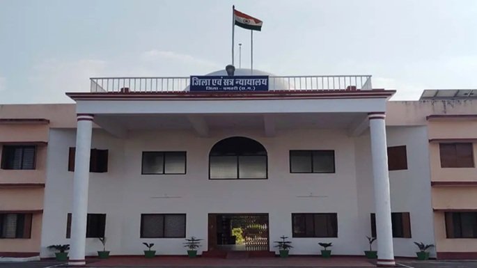 Justice : धमतरी कोर्ट का बड़ा फैसला…! चरित्र संदेह में पत्नी की हत्या…शव जलाने वाले पति और भतीजे को उम्रकैद Justice: Big decision of Dhamtari court...! Wife murdered due to character doubt...Life imprisonment to husband and nephew who burnt dead body