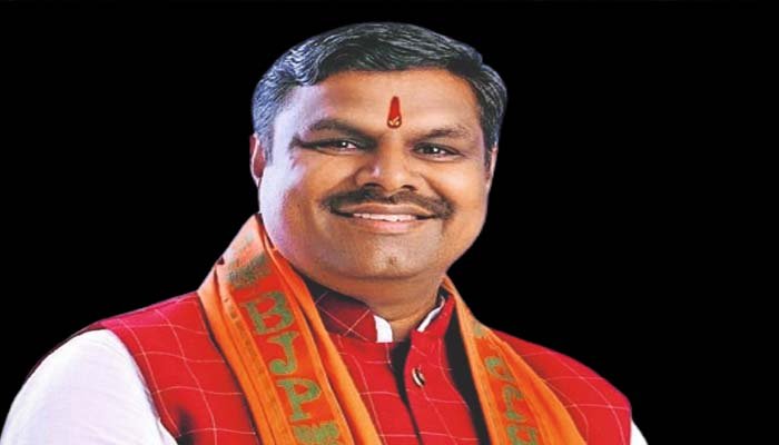 मंत्रोच्चार विवाद पर शिक्षा मंत्री का बयान, बोले- सरकार अपने फैसले पर कायम, कोर्ट के आदेश का करेंगे पालन गजेन्द्र यादव