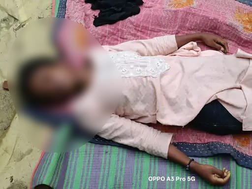 Painful Love Story : सूरजपुर में दर्दनाक LOVE STORY का अंत…! प्रेमी की सड़क हादसे में मौत…2 दिन बाद प्रेमिका ने भी दे दी जान Tragic Love Story: A heart-wrenching love story ends in Surajpur... Lover dies in a road accident... Girlfriend takes her own life two days later.