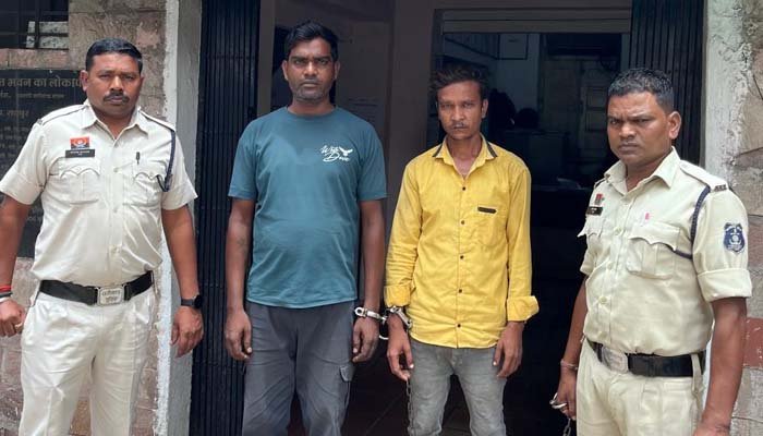 रायपुर पुलिस की बड़ी कामयाबी- NDPS मामलों में 128 दोषसिद्धि, 2 फरार आरोपी गिरफ्तार 2 फरार आरोपी गिरफ्तार