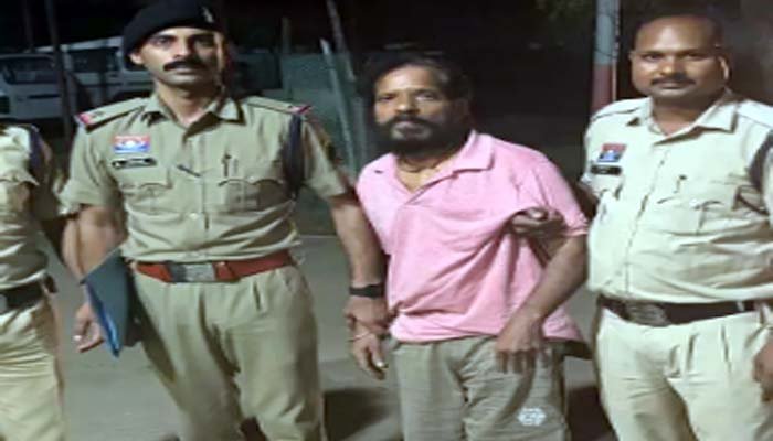 झोलाछाप डॉक्टर के इंजेक्शन से मासूम की मौत, बिना पंजीयन इलाज करने वाला आरोपी गिरफ्तार झोलाछाप डॉक्टर