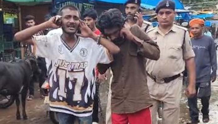 ठंडा समोसा लाने पर दोस्तों में विवाद, बहन पर आपत्तिजनक टिप्पणी के बाद चाकू से हमला