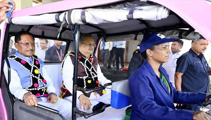 पिंक ऑटो, गेड़ी और छत्तीसगढ़ी व्यंजन: सीएम हाउस में धूमधाम से मनाया गया हरेली तिहार सीएम हाउस में धूमधाम से मनाया गया हरेली तिहार