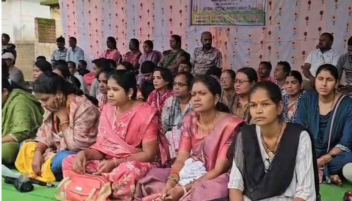 दो सूत्रीय मांगों को लेकर शिक्षकों की एक दिवसीय हड़ताल, भानुप्रतापपुर में बड़ी संख्या में जुटे शिक्षक शिक्षकों की एक दिवसीय हड़ताल