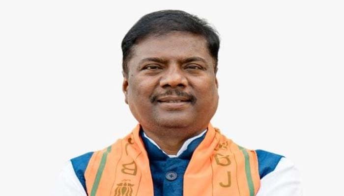 सहकारिता मंत्री केदार कश्यप की पहल से सहकारी बैंकों में 1,360 पदों पर होगी भर्ती सहकारिता मंत्री केदार कश्यप