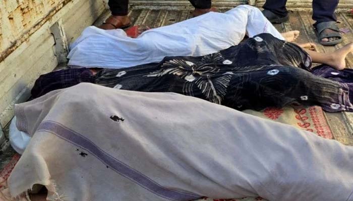 तालाब में डूबने से तीन बच्चियों की मौत, नहाने गई थीं तीनों सहेलियां; गांव में पसरा मातम तालाब में डूबने से तीन बच्चियों की मौत,
