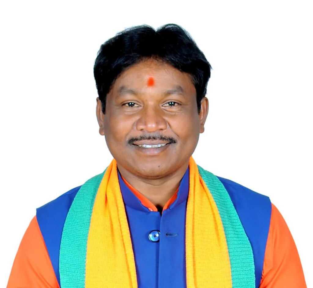 खड़गे की टिप्पणी पर भड़के सांसद महेश कश्यप! बोले- मोदी के दिवंगत पिता पर बयान कांग्रेस की गिरती राजनीतिक मर्यादा का प्रमाण