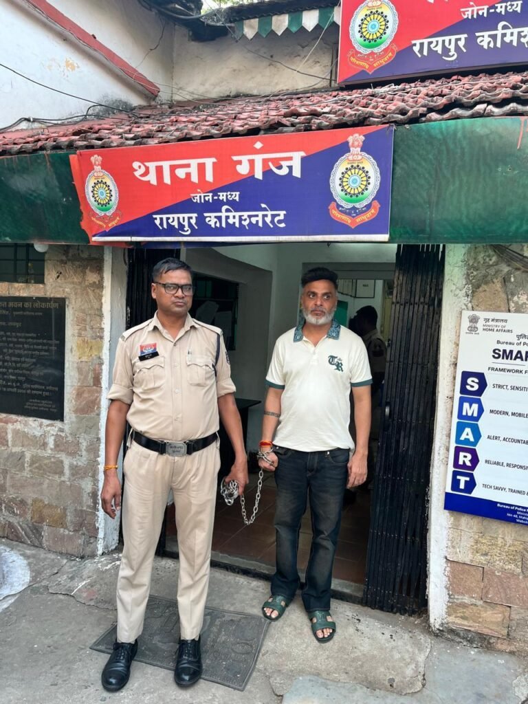 9 महीने से पुलिस को दे रहा था चकमा! ऑनलाइन सट्टा पैनल का मुख्य आरोपी गिरफ्तार