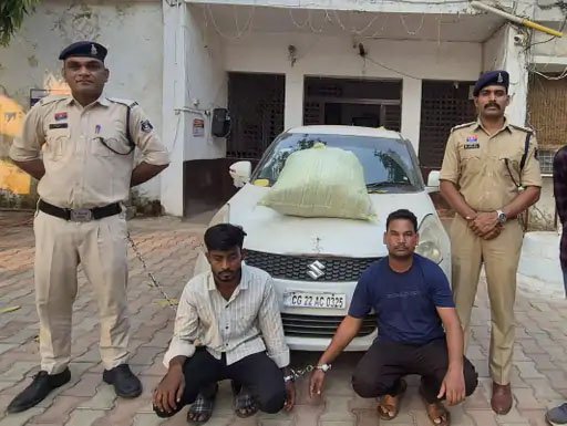 15.5 किलो गांजा और 91 हजार नकद जब्त, सप्लायर समेत दो गिरफ्तार 15.5 किलो गांजा और 91 हजार नकद जब्त, सप्लायर समेत दो गिरफ्तार