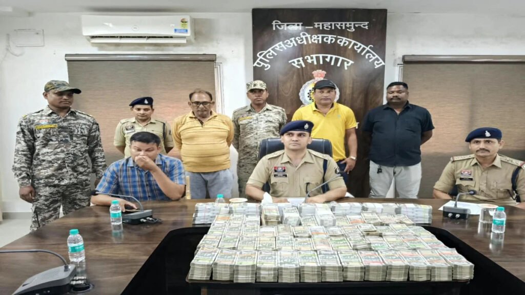 खैर तस्करी के फर्जी बिलिंग सिंडिकेट पर बड़ी कार्रवाई, हिमाचल से आरोपी गिरफ्तार; 1.70 करोड़ कैश जब्त खैर तस्करी के फर्जी बिलिंग सिंडिकेट पर बड़ी कार्रवाई, हिमाचल से आरोपी गिरफ्तार; 1.70 करोड़ कैश जब्त