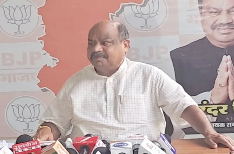 BTI ग्राउंड पर विधायक पुरंदर मिश्रा का बड़ा बयान, बोले- यहां नहीं बनेगा कोई व्यावसायिक या आवासीय कॉम्प्लेक्स BTI ग्राउंड पर विधायक पुरंदर मिश्रा का बड़ा बयान, बोले- यहां नहीं बनेगा कोई व्यावसायिक या आवासीय कॉम्प्लेक्स