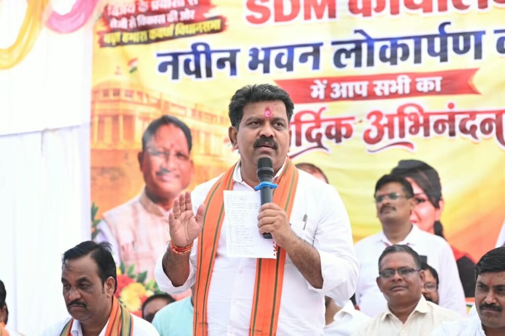 उप मुख्यमंत्री विजय शर्मा ने सहसपुर लोहारा में 48 लाख के एसडीएम कार्यालय भवन का किया लोकार्पण उप मुख्यमंत्री विजय शर्मा ने सहसपुर लोहारा में 48 लाख के एसडीएम कार्यालय भवन का किया लोकार्पण