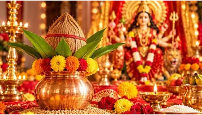 शारदीय नवरात्र आज से शुरू, जानें कलश स्थापना का शुभ मुहूर्त और पूजा विधि शारदीय नवरात्र आज से शुरू